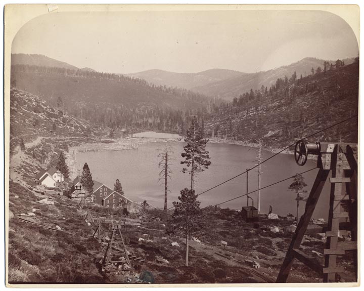 Ropeway tram with Lower Sardine lake in background.