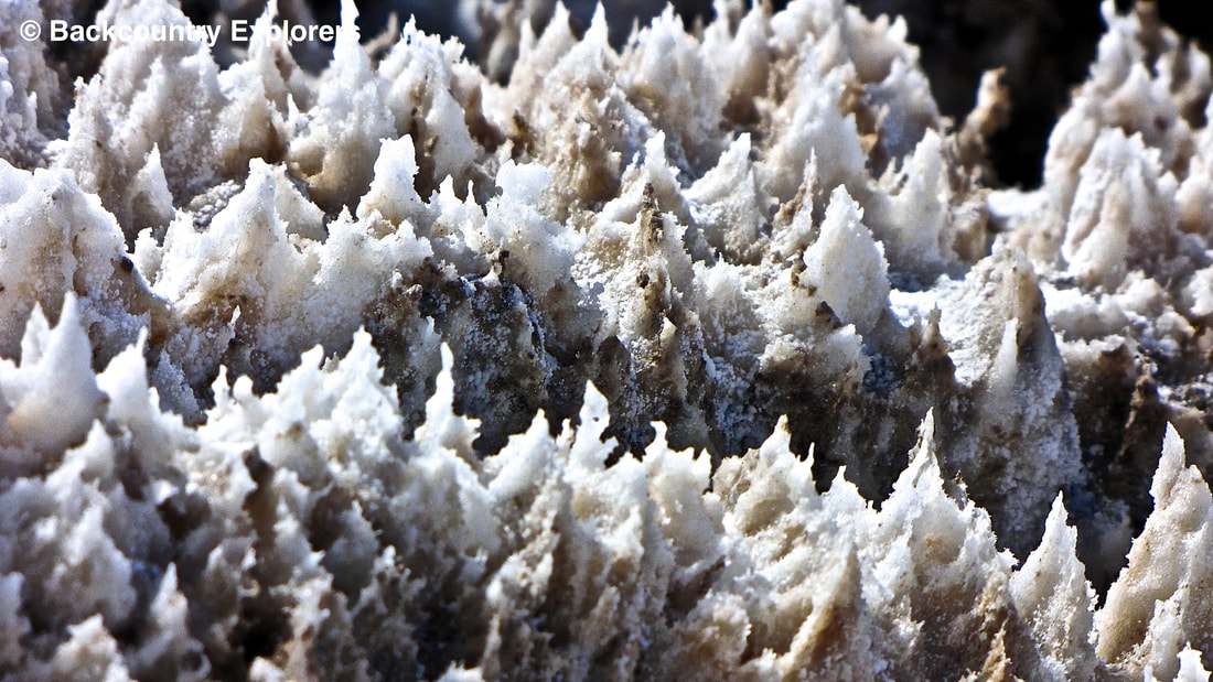 tooth shaped salt formations