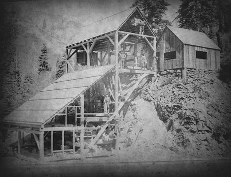 Historical picture of the Grizzly mine near Poker Flat